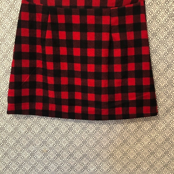 Soft plaid mini skirt - Picture 4 of 4